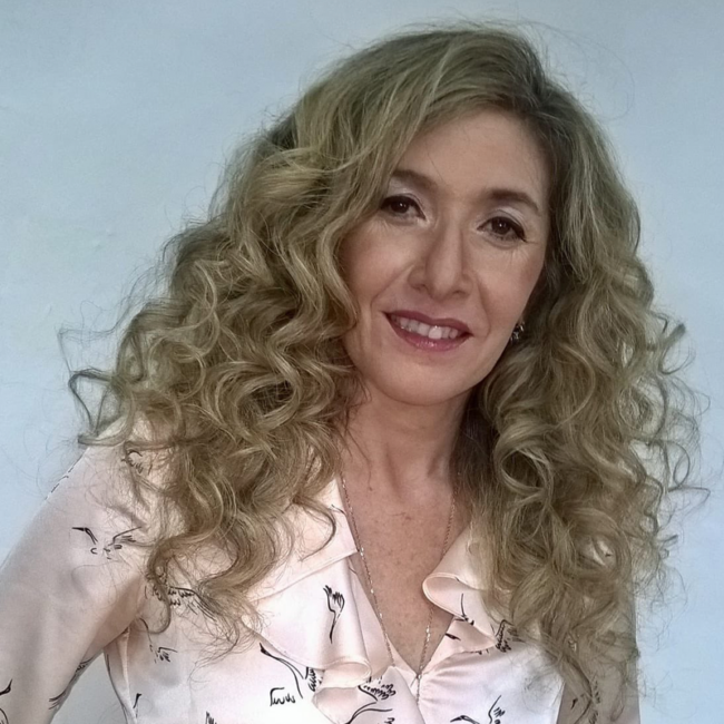 equipo-fundadora-claudia